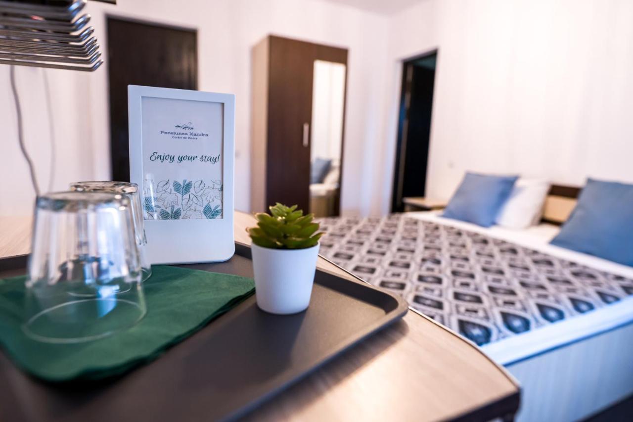 Pensiunea Xandra Hotel Corbi Kültér fotó